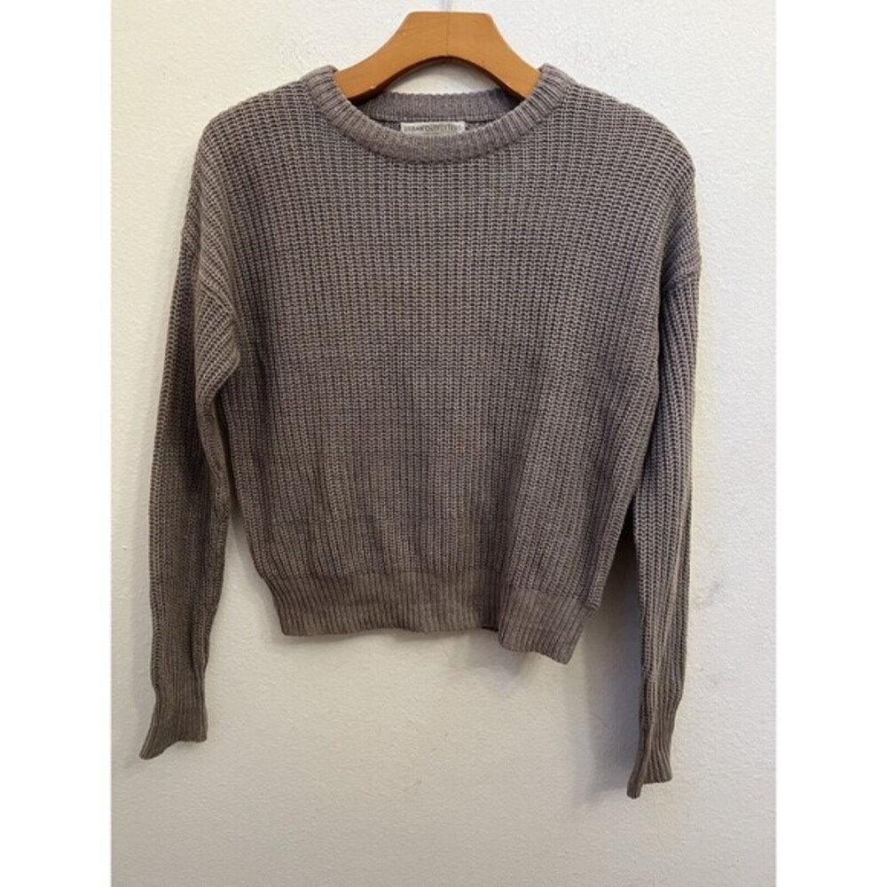 URBAN OUTFITTERS SOLID GRAY SCOOP NECK SWEATER SIZE XS (L8)